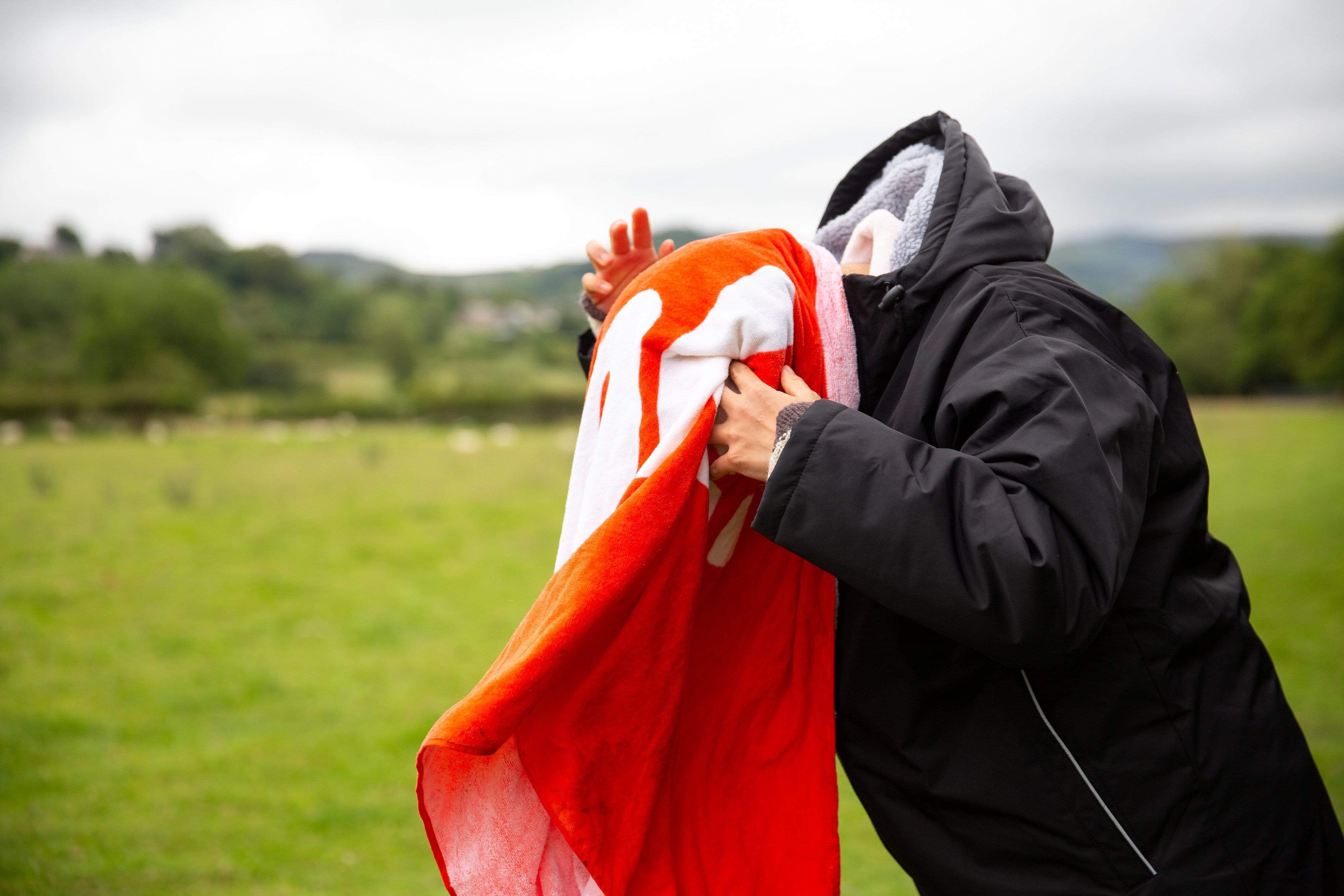 Alpkit Beach Towel - Image 2