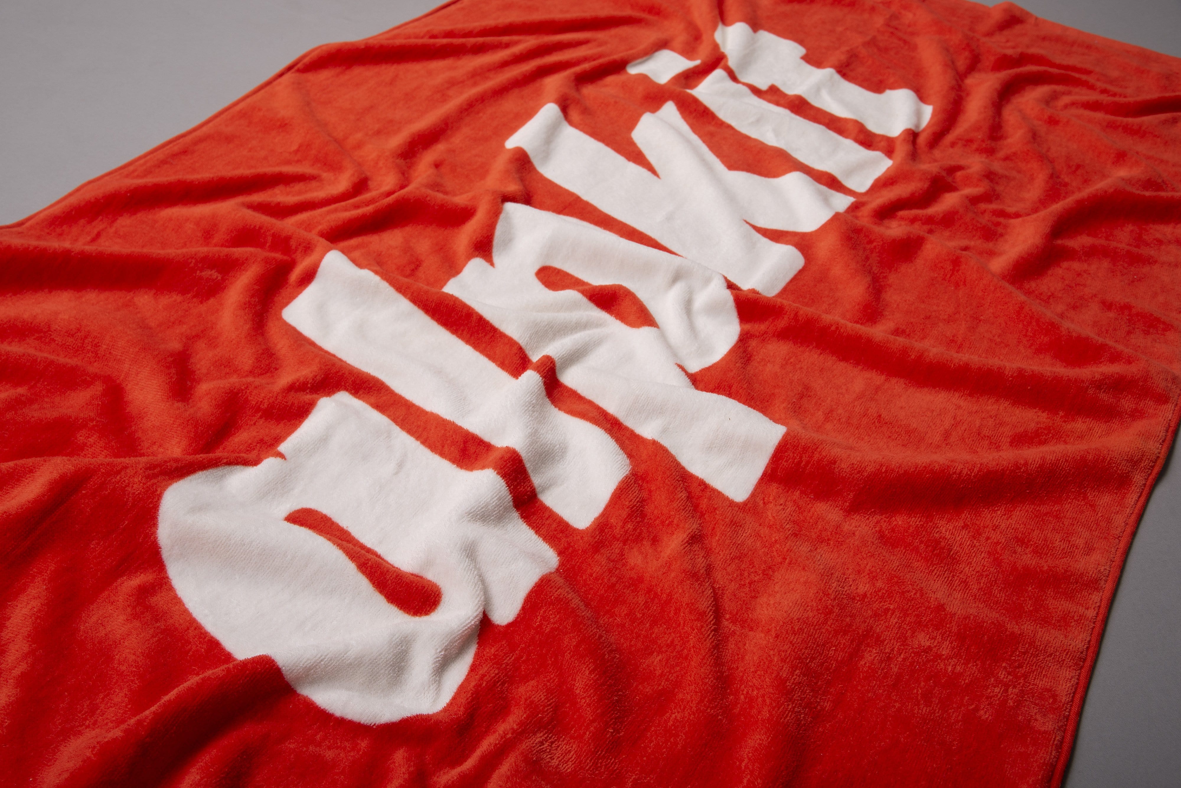 Alpkit Beach Towel - Image 3
