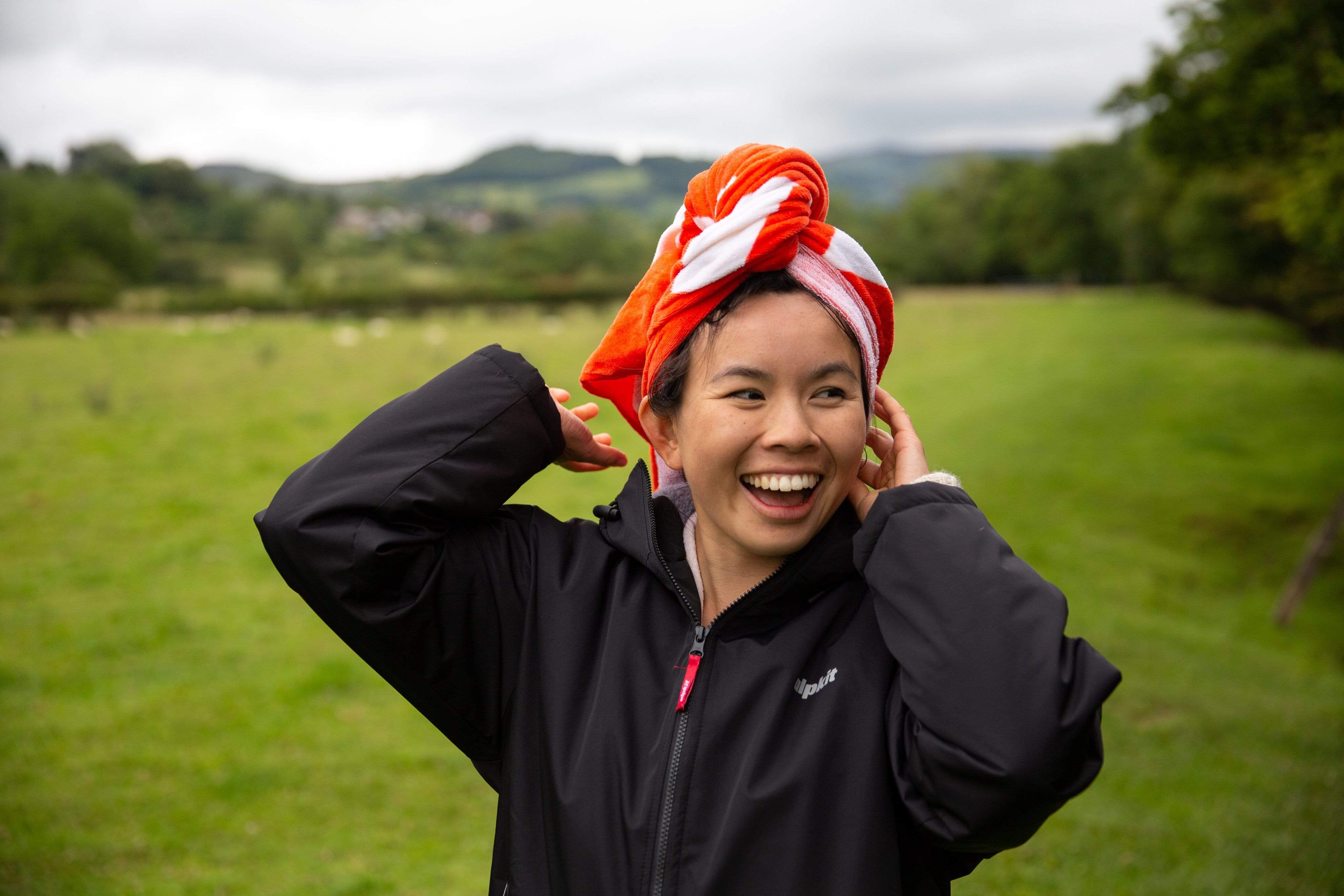 Alpkit Beach Towel - Image 7