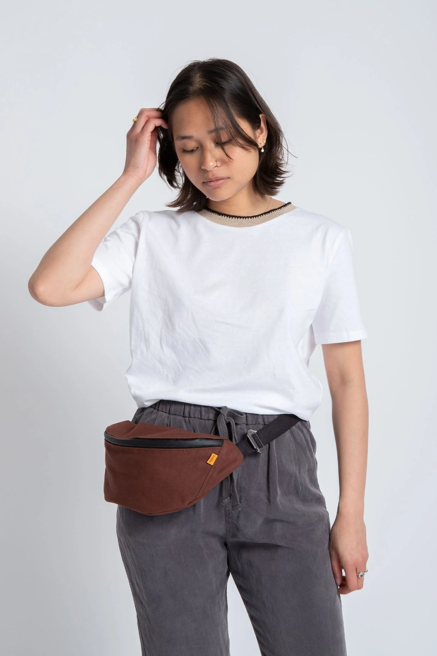 Trakke Banana Crossbody Bag - Image 19