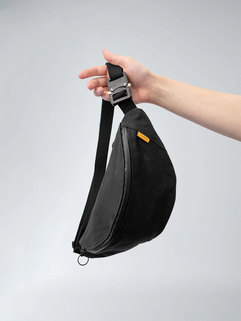 Trakke Banana Crossbody Bag - Image 7