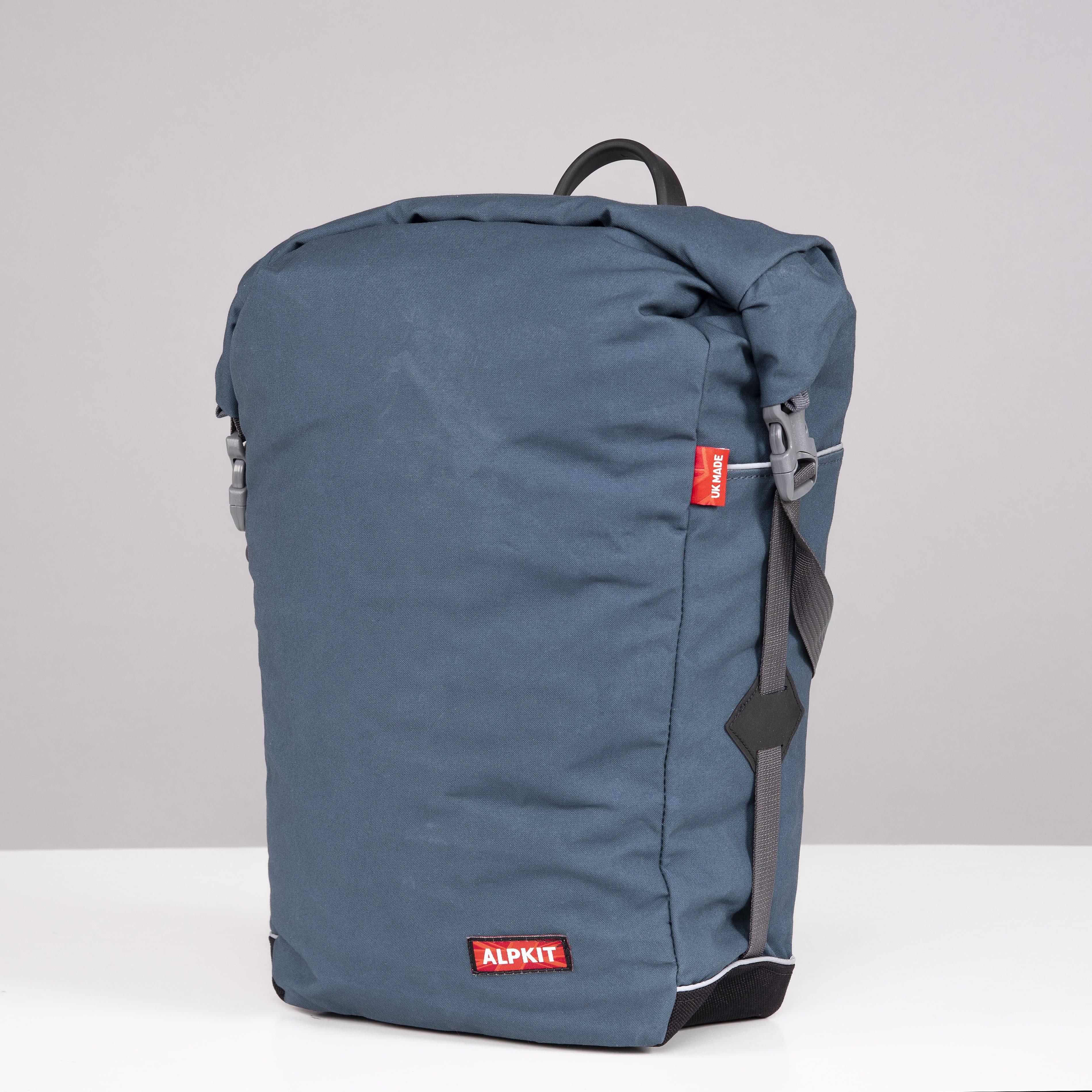 Caledonian 10L - Image 11