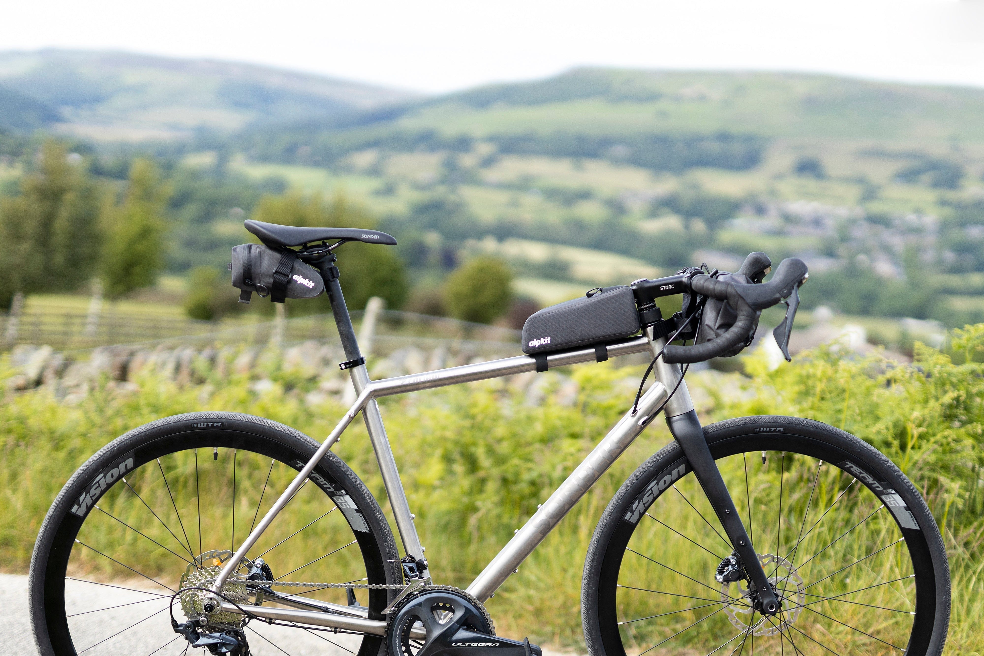 Deluge Top Tube Bag 0.65L - Image 8