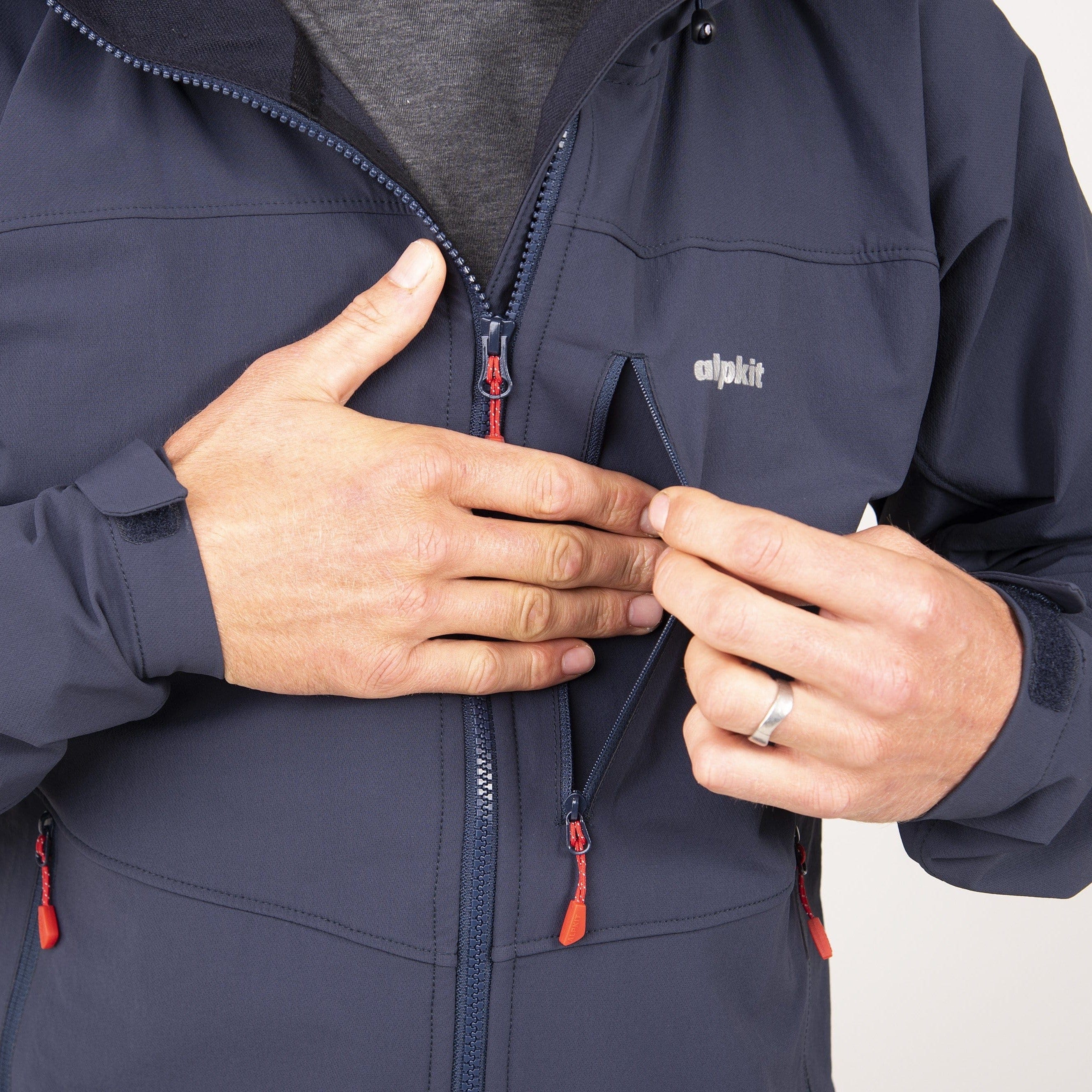 Resolute [Mens] - Image 8