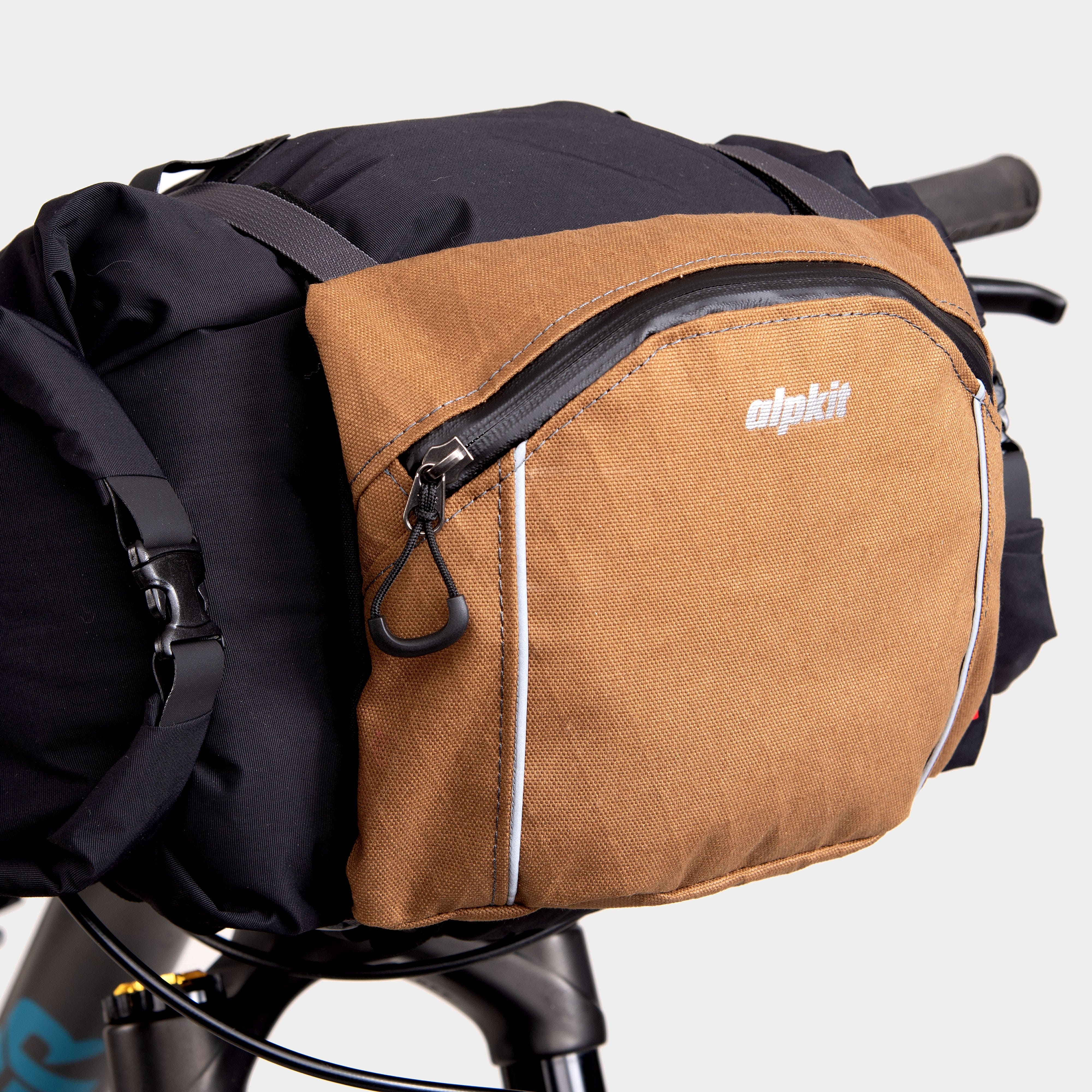 Roo Pouch - Image 5