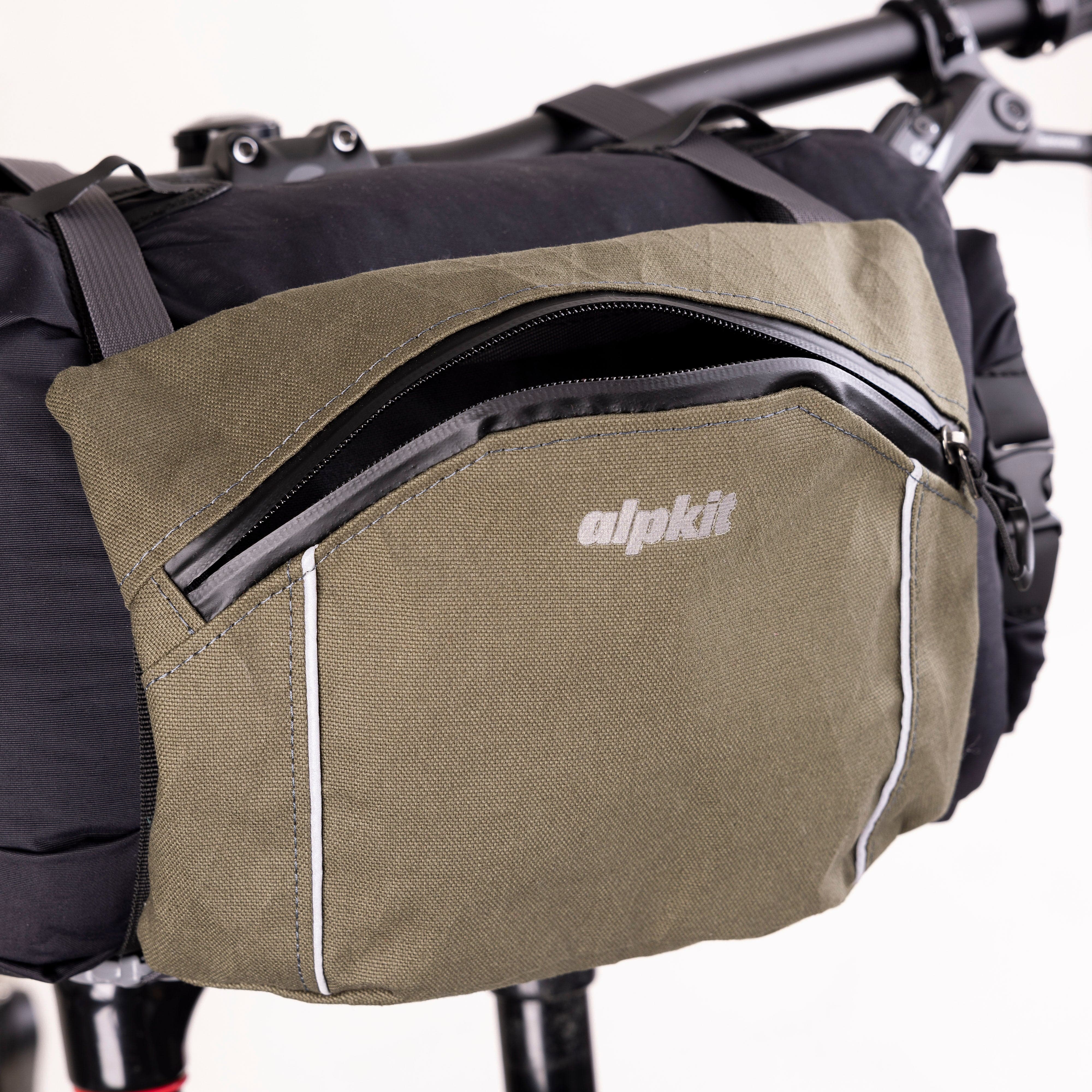 Roo Pouch - Image 8