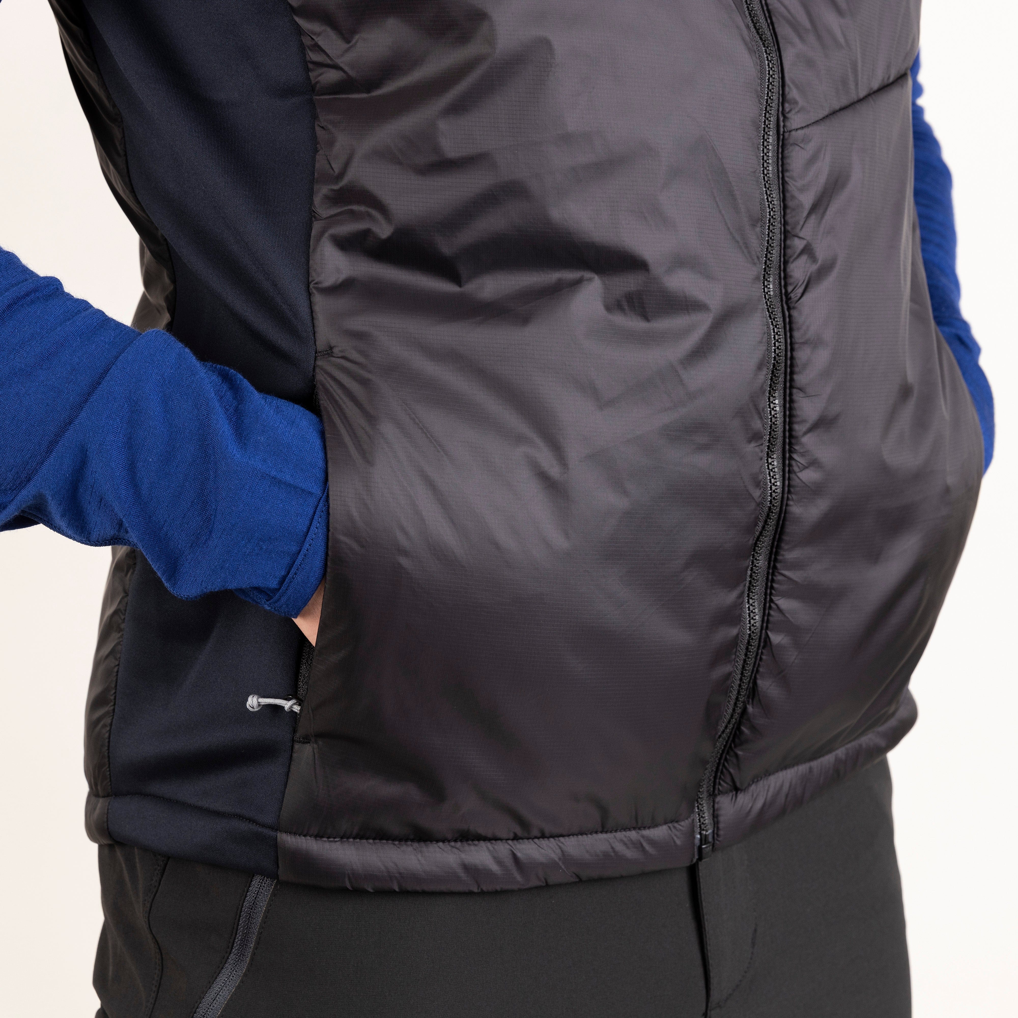 Sierra Vest [Mens] - Image 15