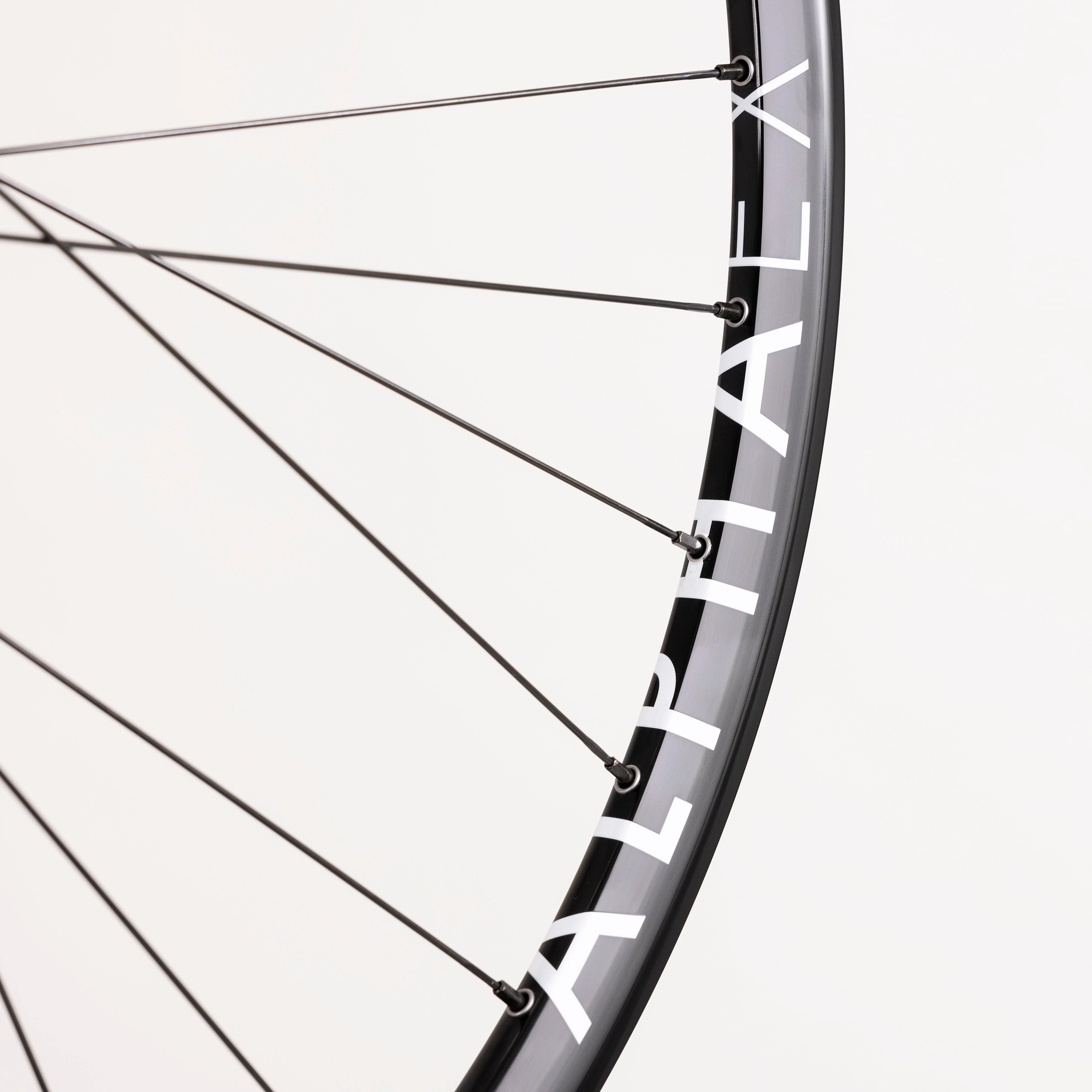 Sonder Alpha EX 700c Wheelset - Image 2