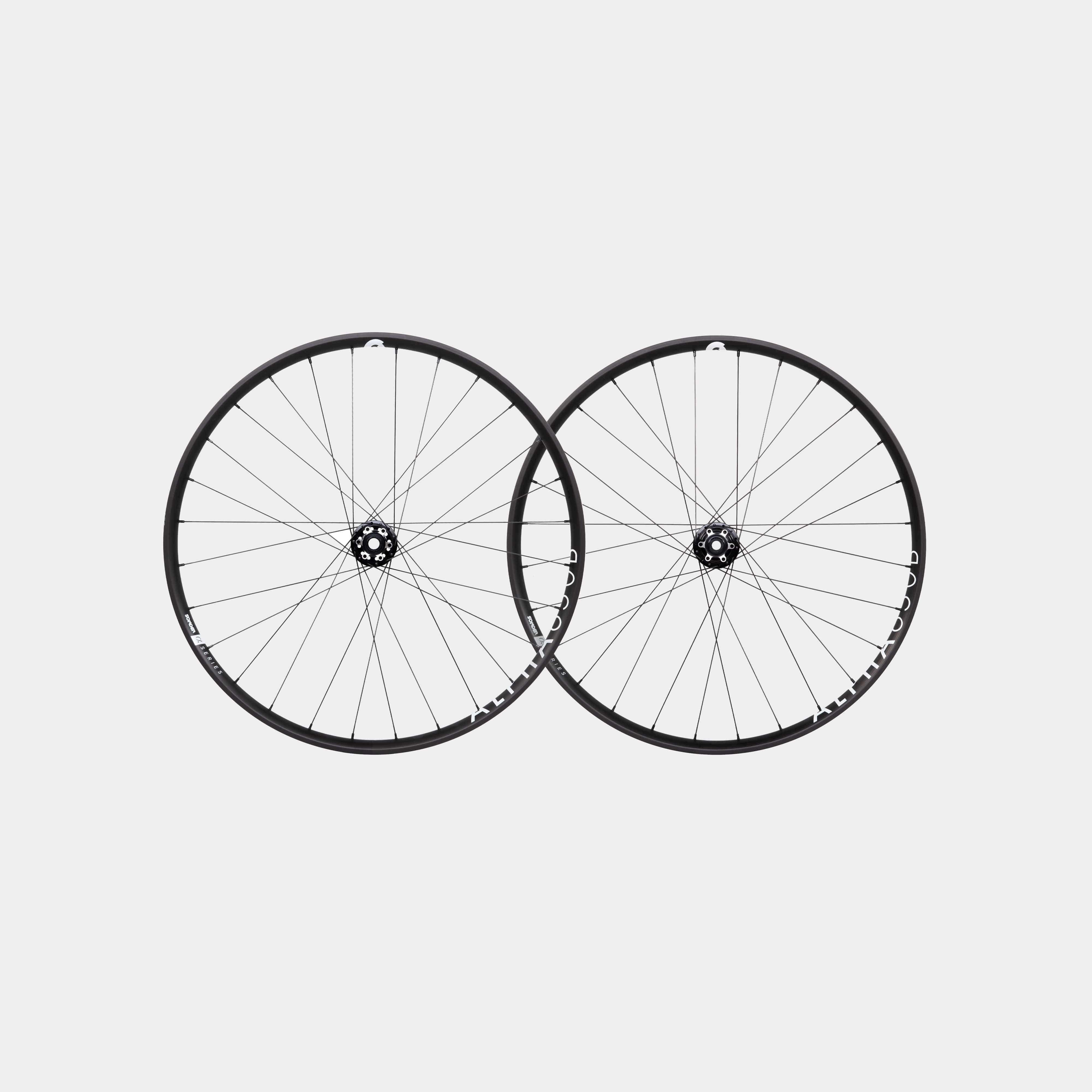 Sonder Alpha 29 Dynamo Wheelset