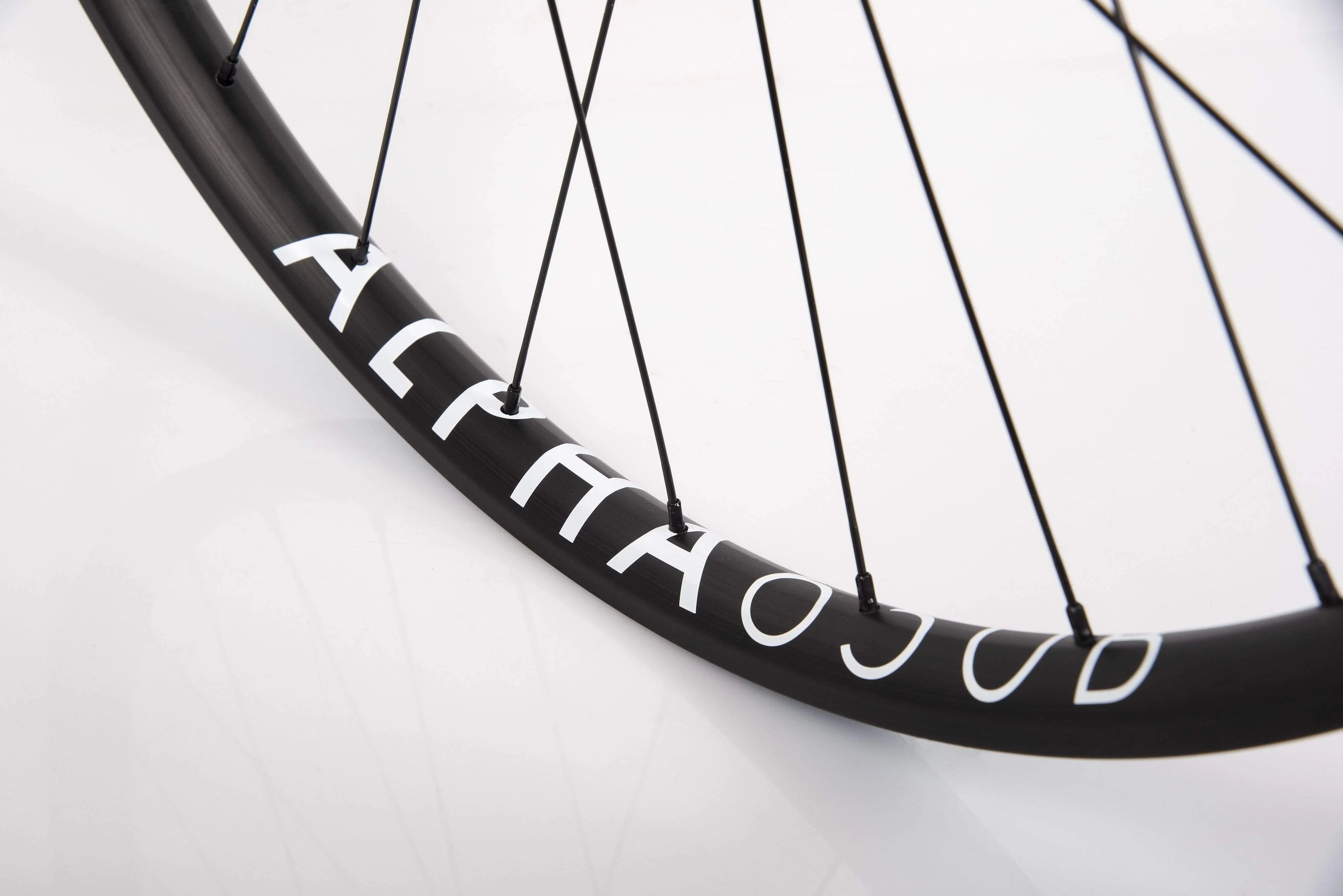 Sonder Alpha 650b Wheelset - Image 5