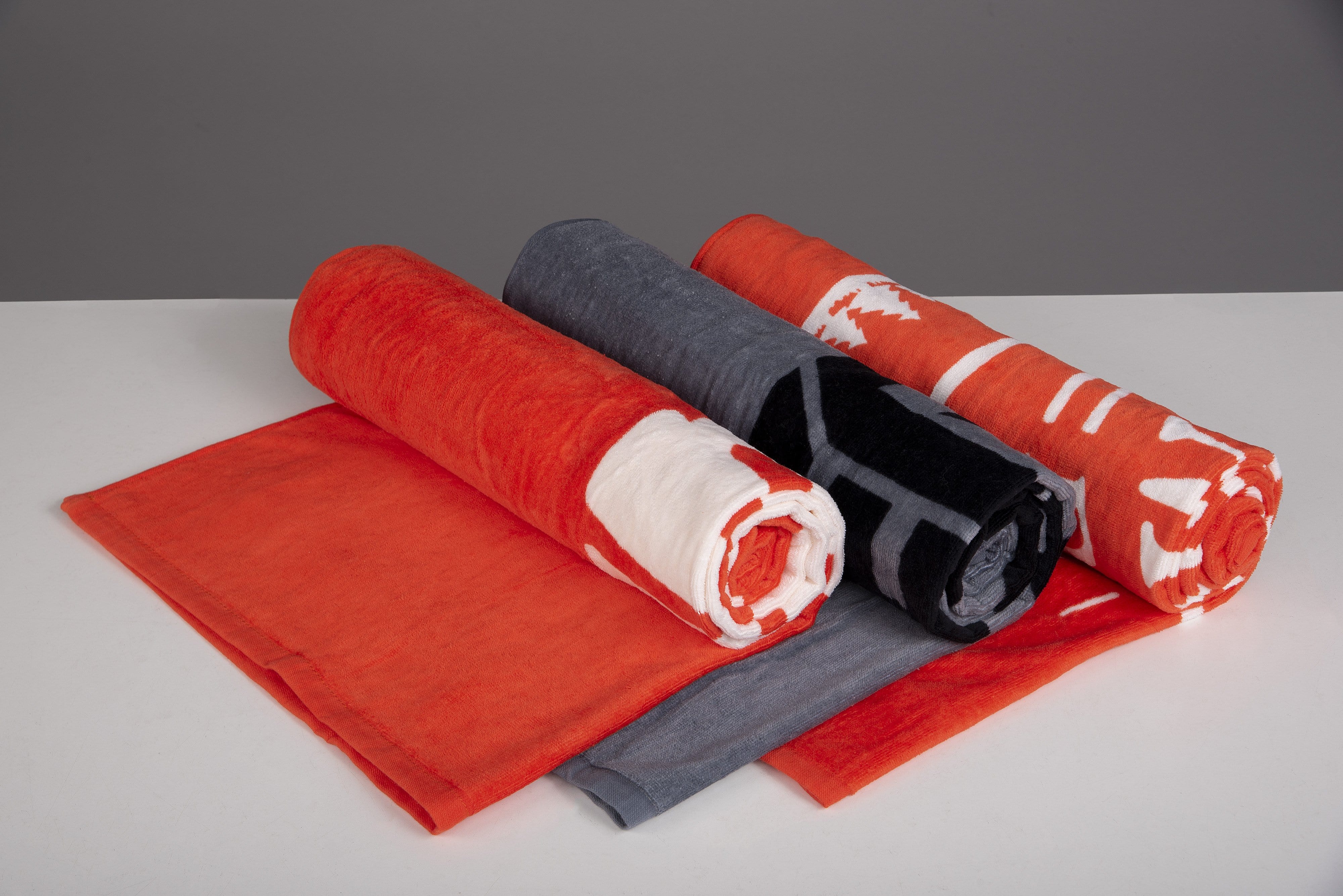 Sonder Beach Towel - Image 4