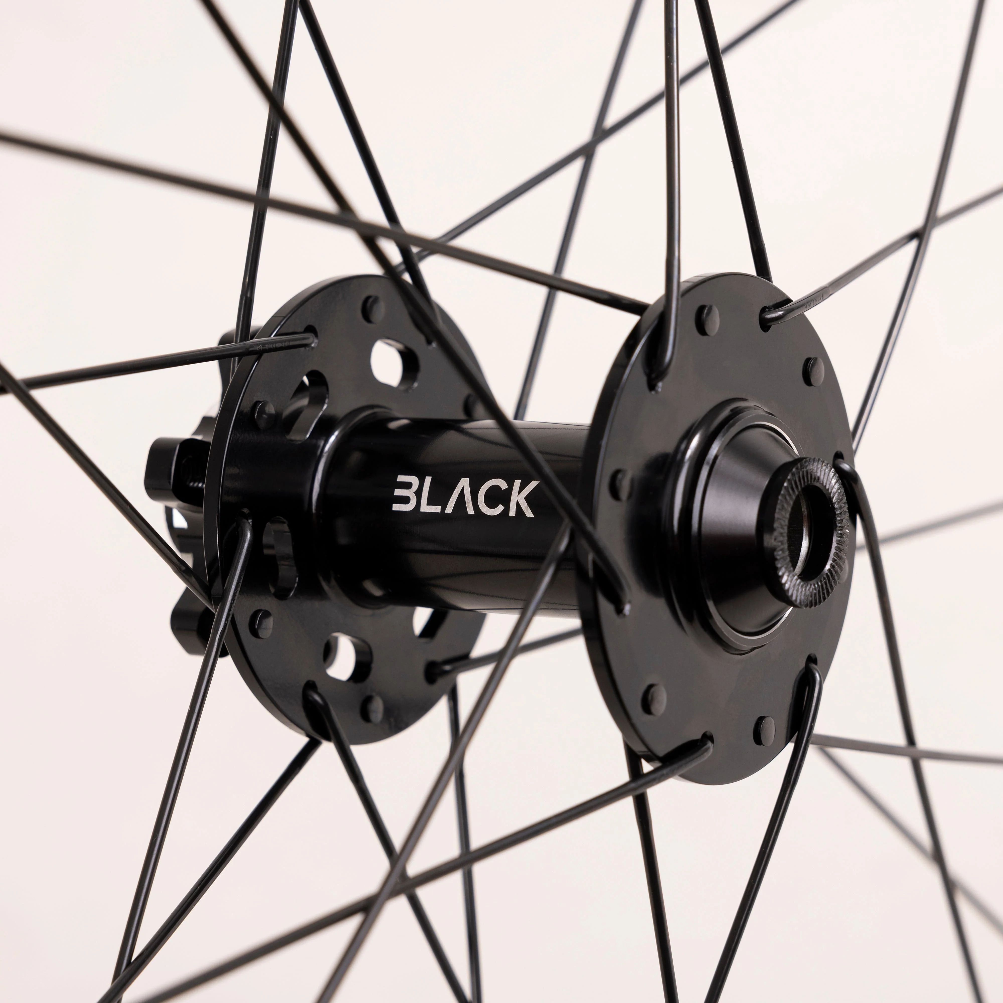 Sonder Black i24 Carbon Gravel Wheelset - Image 4