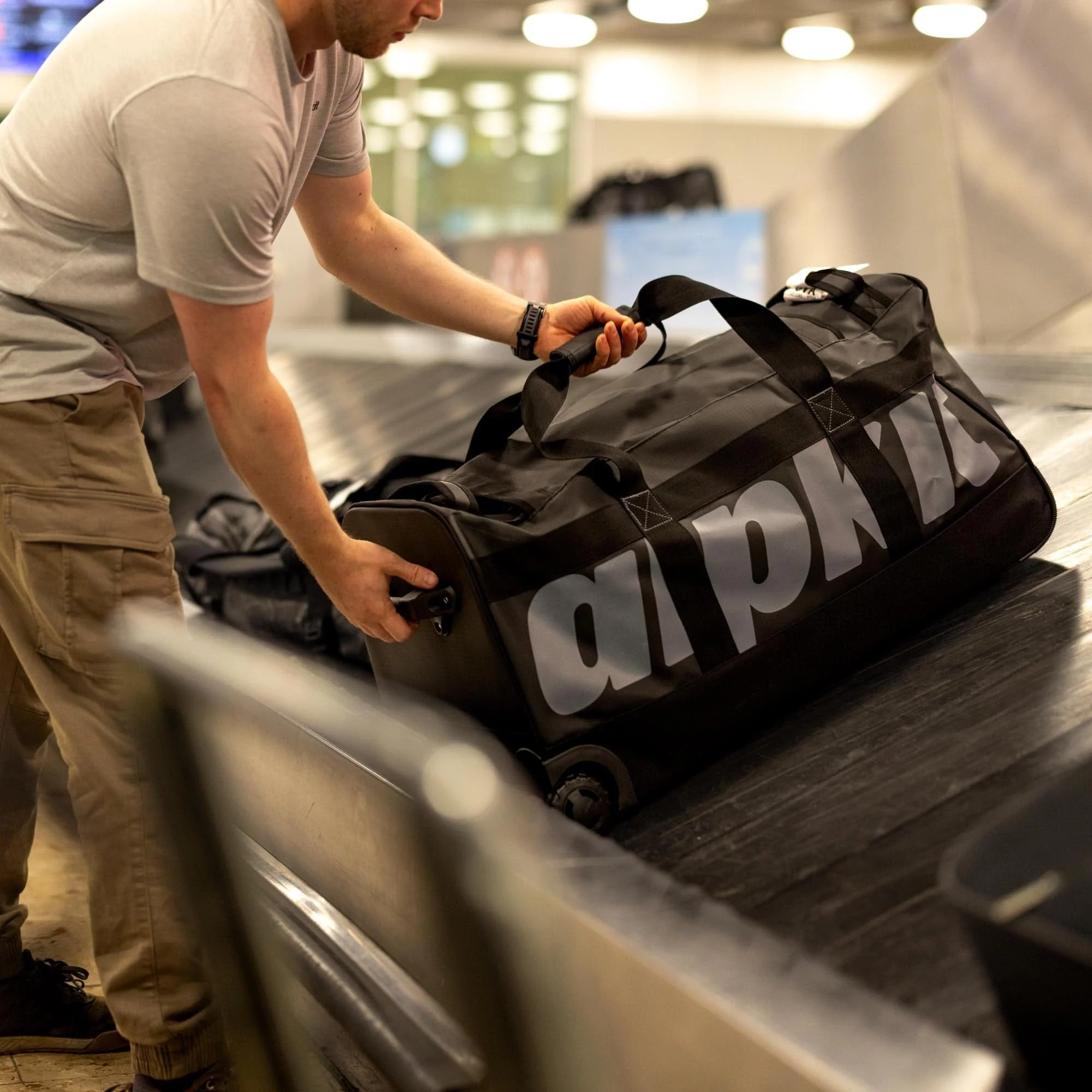 Voyager Duffle - Image 5